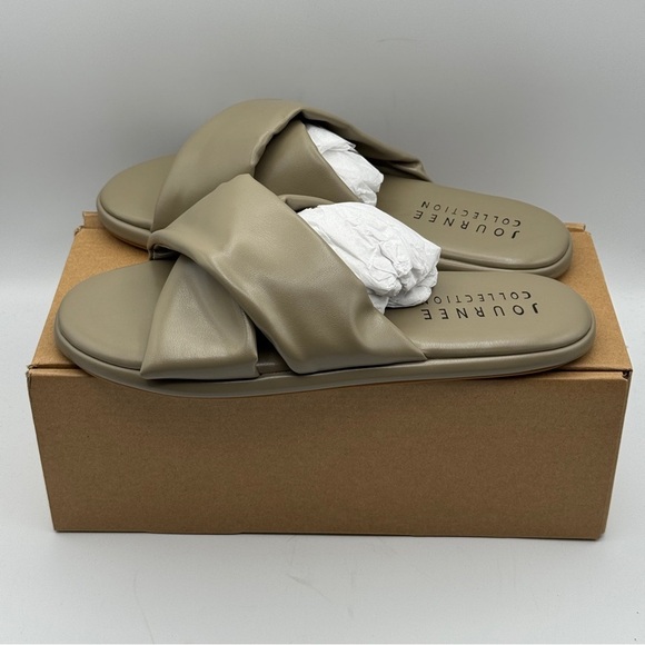 Journee Addilynn Slides Green Size 9.5 - Picture 3 of 6